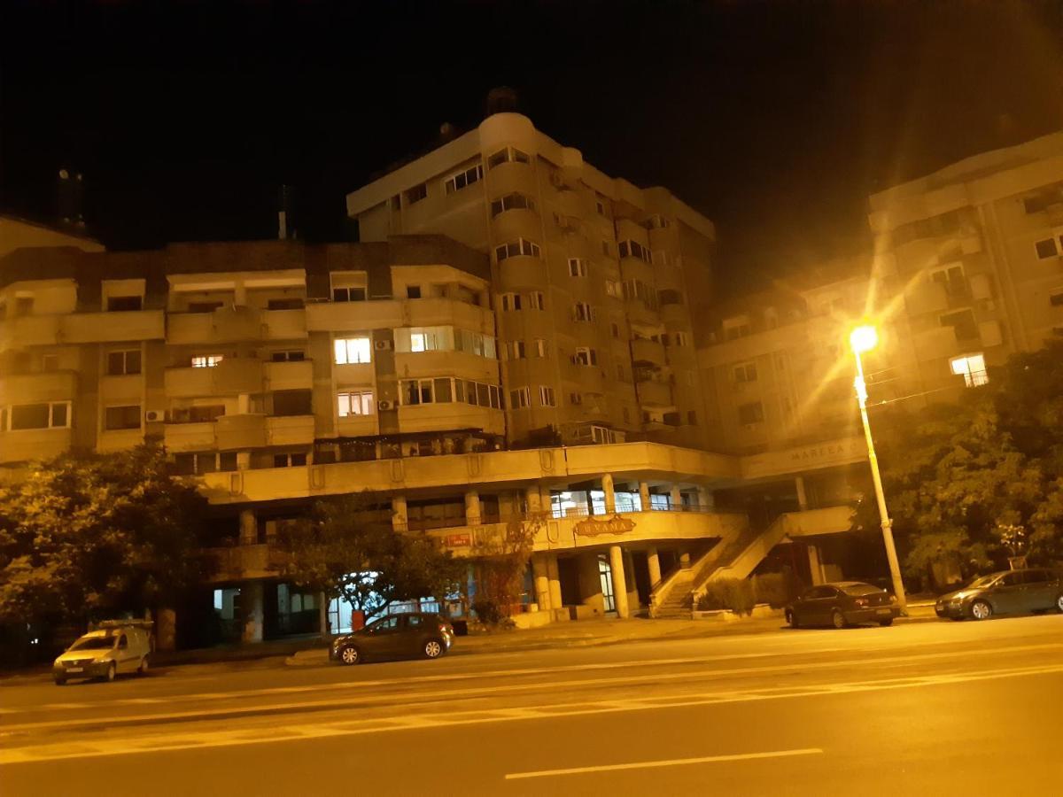 Apartament In Centrul Iasului Iasi Luaran gambar